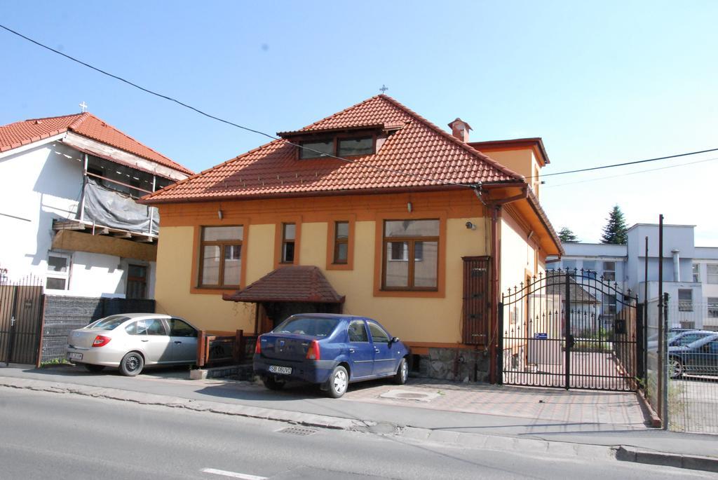 Hotel Vila Nicoleta Hermannstadt Exterior foto